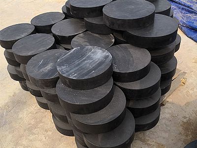 满城区板式橡胶支座由若干层橡胶片与薄钢板经加压硫化